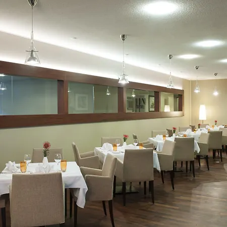 Nh杜塞多夫北城酒店 4*