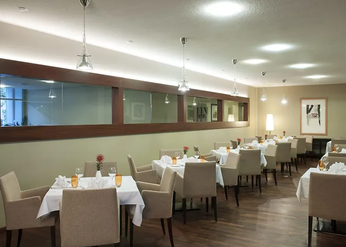 Nh杜塞多夫北城酒店 4*