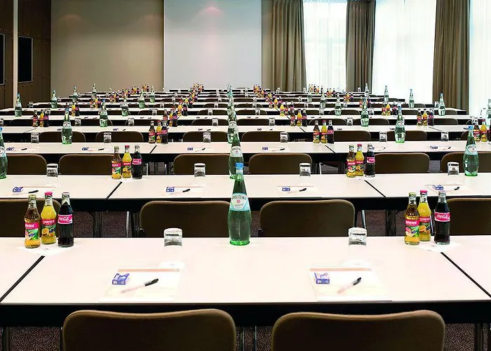 酒店 Nh杜塞多夫北城酒店 4*